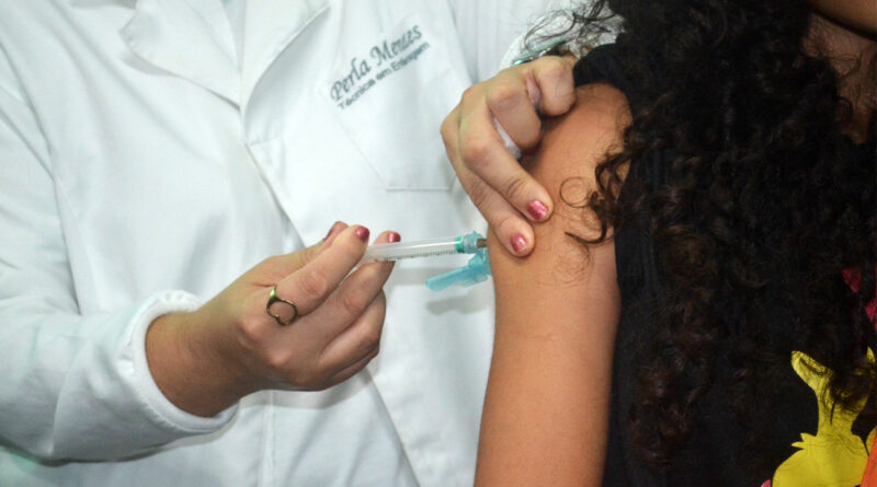 Esgotado estoque de primeira dose da vacina da dengue em Feira.