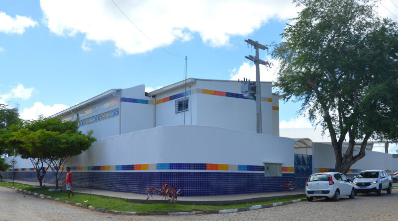 Nova estrutura da Escola Municipal Doutor Demósthenes Álvaro de Brito está três vezes maior.