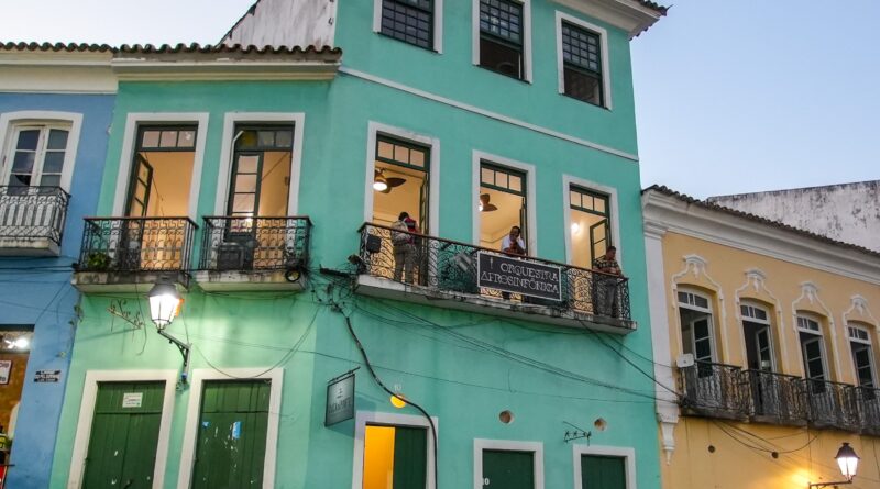 Inauguração Casa da Ponte movimentou a noite de segunda-feira no Largo do Pelourinho.