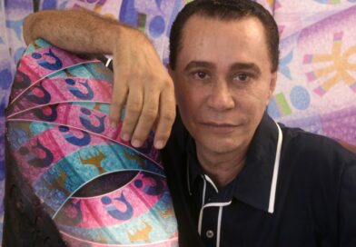 Governo Municipal lamenta falecimento do artista feirense César Romero.