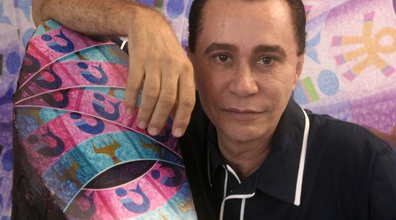 Governo Municipal lamenta falecimento do artista feirense César Romero.