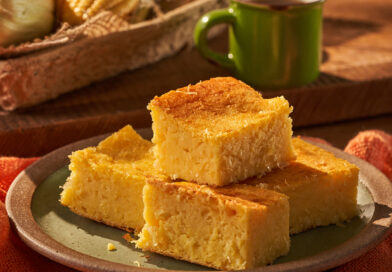 Receita de pamonha de forno doce para celebrar o Dia Internacional do Milho.