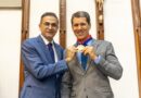 Zé Cocá recebe Comenda 2 de Julho e mostra a força do líder do interior.