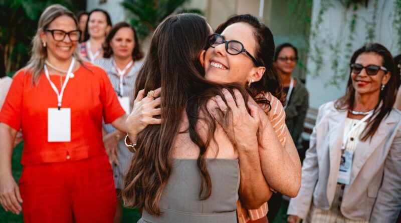 FibroDay reforça importância do cuidado multidisciplinar e promove experiência acolhedora para pacientes com fibromialgia.