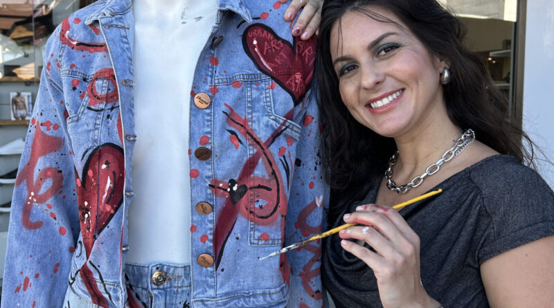 Outlet Premium Salvador promove ‘Semana do Jeans’ com customização para o público.