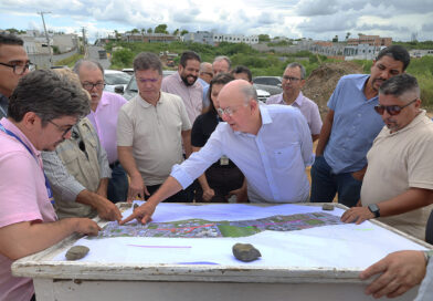 Prefeito visita obras de requalificação da Avenida Artêmia Pires e reforça integração dos serviços.