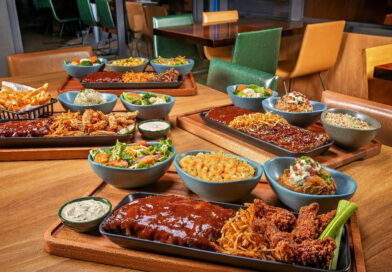 Outback aposta na tendência de compartilhar e lança campanha de tábuas com seus pratos mais pedidos em combinações inéditas