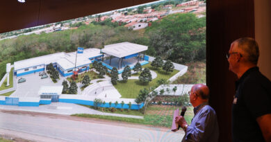 Prefeito José Ronaldo anuncia investimento superior a R$ 126 milhões na educação.