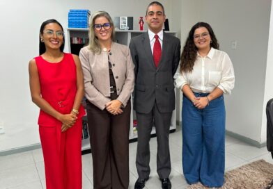 OAB Feira: Comissão de Direito Previdenciário se reúne com juiz da 1ª Vara Federal