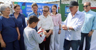 Comunidade da Conceição I celebra entrega de nova praça esportiva com gramado sintético