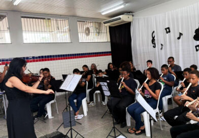 CRAS Baraúnas promove apresentação musical da Orquestra da Paz