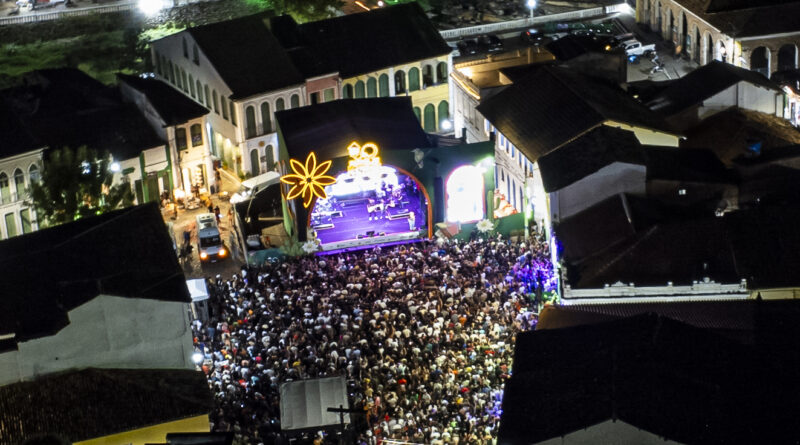Festival de Lençóis encerra 27ª edição no domingo com Larissa Luz e Cidade Negra
